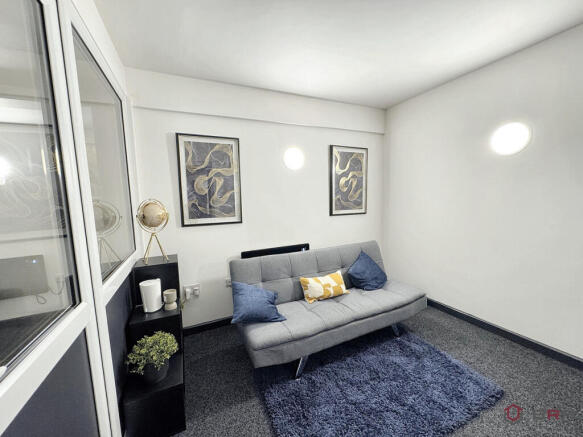 14 bed Block of Apartments for sale Image 7