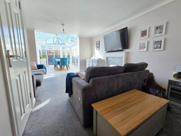 Meadow Drive, Pillmere, Saltash, PL12 6XJ photo 4