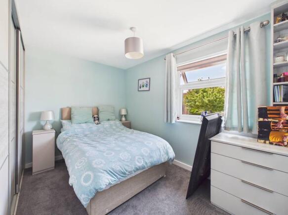 4 bed Semi-Detached for sale Image 7