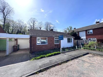 Dunboe Place, Shepperton