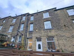 27, Copley Avenue, Halifax HX2 7DJ