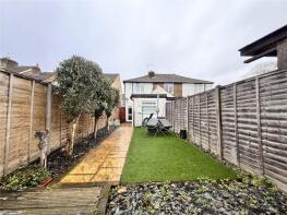 36, Bremer Road, Staines-upon-thames TW18 4HU