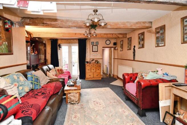 4 bed Terraced for sale Image 4
