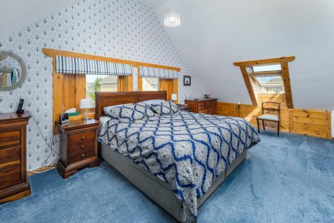 Master Bedroom-1.jpg