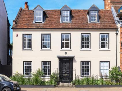 Windsor Street, Chertsey, Surrey, KT16