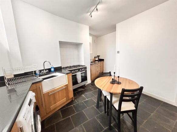 1 bed End of Terrace for sale Image 5