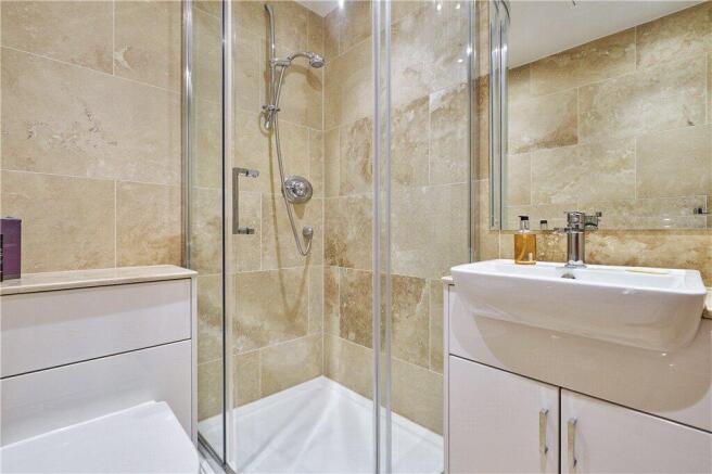 2 bed Apartment for sale Image 11
