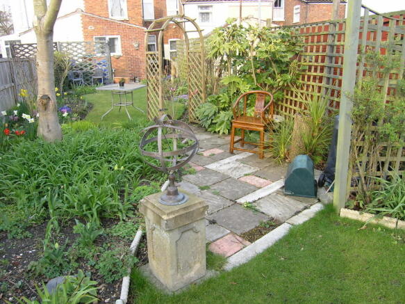 Photo 8