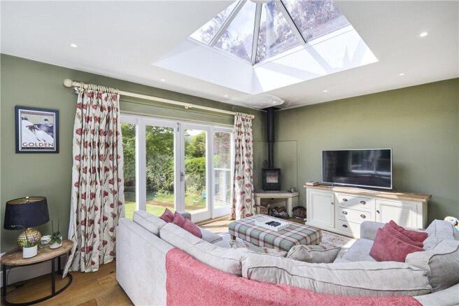 7 bed Detached for sale Image 7