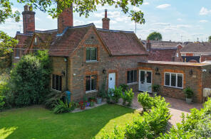23, Sundon Road, Dunstable LU5 5LL