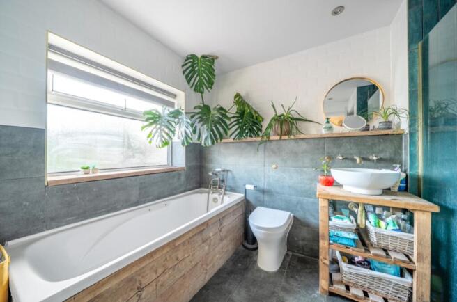 1343694-23-68b6e6b22cc61