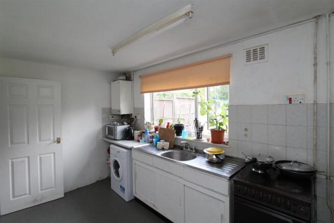 Kitchen.JPG
