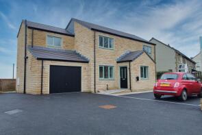 7, Amble Tonia, Keighley Road, Denholme, Bradford BD13 4JN