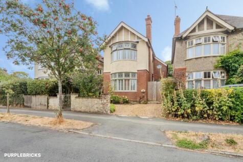 Stacey Avenue, Milton Keynes, MK12