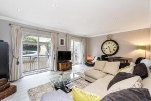 Flat 4, 40, Bacon Street, London E2 6DY