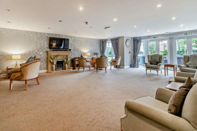 Homeowners Lounge