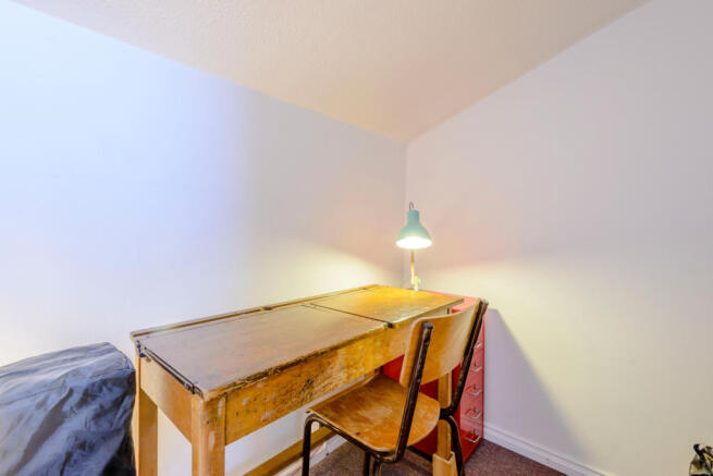 8412086-interior15-800