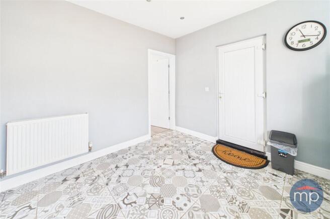 2 bed Bungalow for sale Image 9