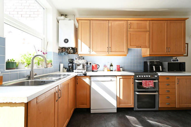 4 bed Terraced for sale Image 8