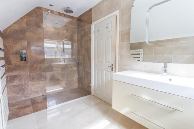 En-suite shower room