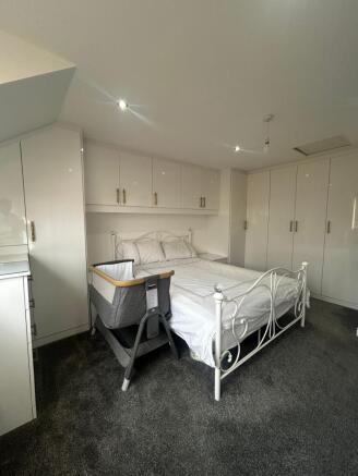 3 bed End of Terrace to rent Image 10