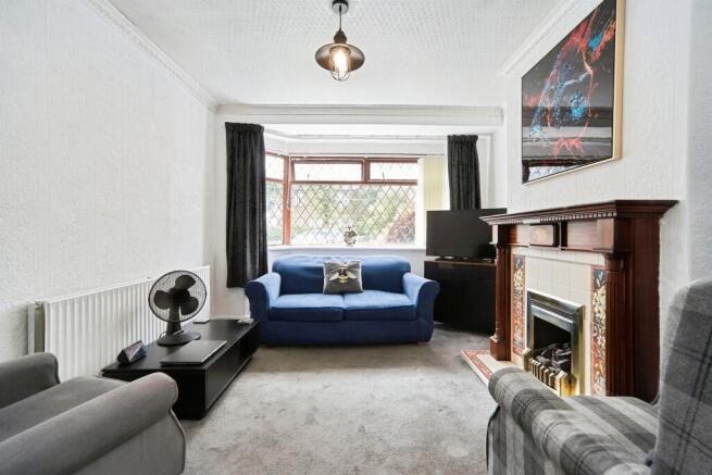 3 bed Semi-Detached for sale Image 4