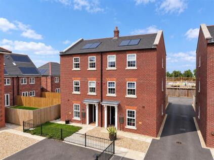 Circus Approach, Spalding