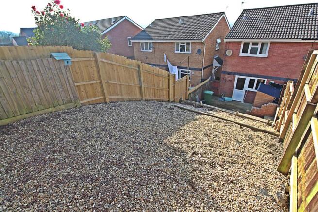 Rear Garden (3).JPG