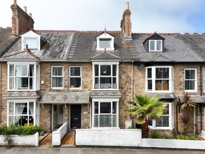 Menna - Tolver Road - Penzance - 3 Bedroom home with original features and modern upgrades