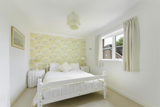 HOLSART CLOSE, 6-33.jpg
