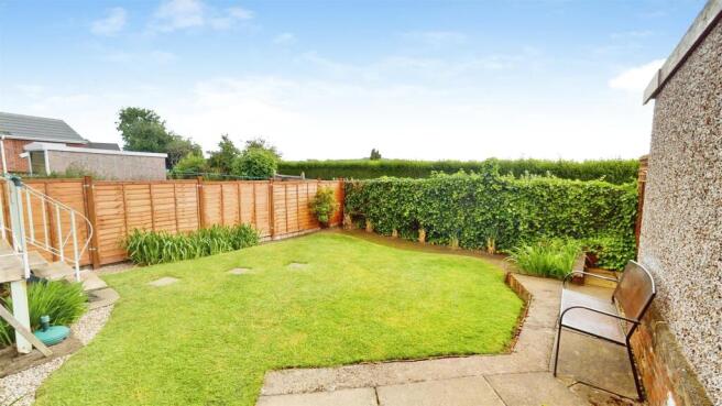 3 bed Semi-Detached Bungalow for sale Image 10