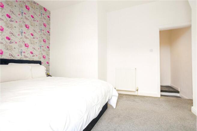 3 bed Terraced for sale Image 8
