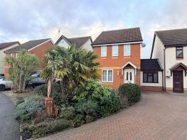 12, Hastings Close, Grays RM17 5FE