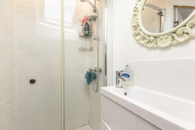 En-suite Shower Room/WC