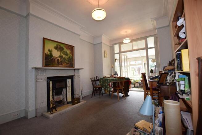 Dining Room.JPG