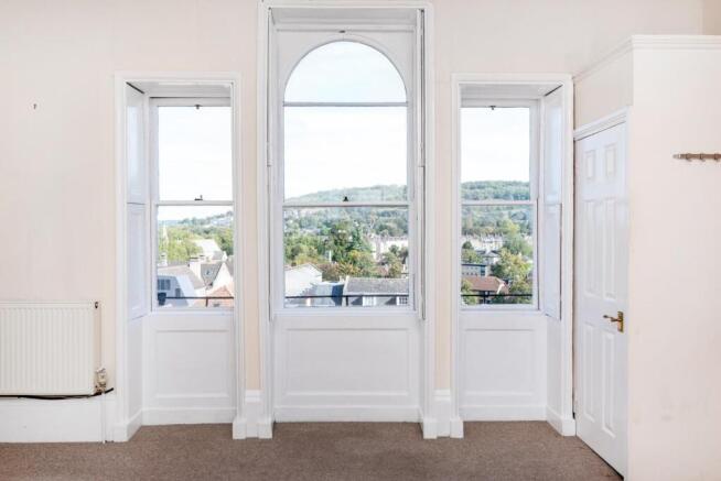 1st Floor Flat, 26 Paragon, Bath BA1 5LY-5.jpg