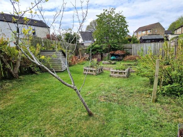 2 bed Semi-Detached for sale Image 12