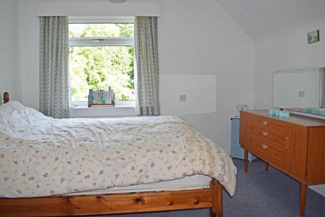 26 Orchard Croft, bed 2a.jpg