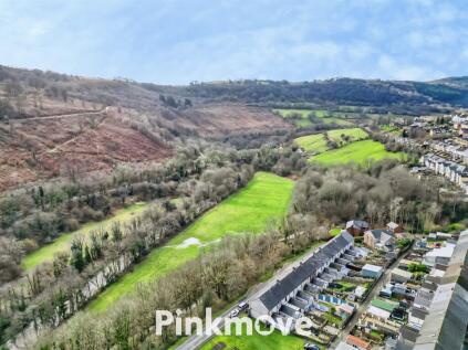 Duffryn Terrace, Cross Keys, Newport