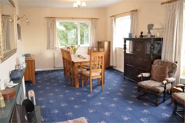 Family/Dining Room