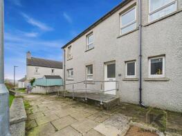 84, Grieveship West, Stromness KW16 3BQ