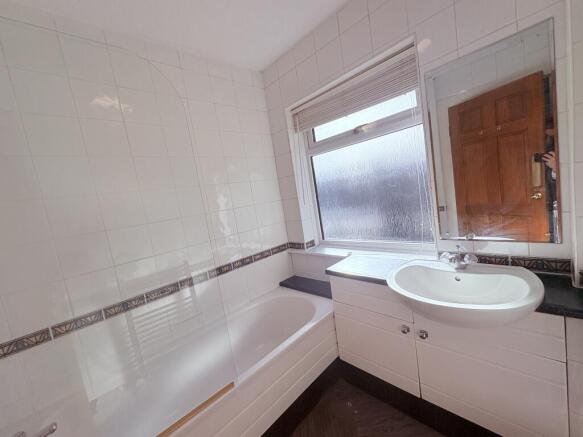 Main bathroom