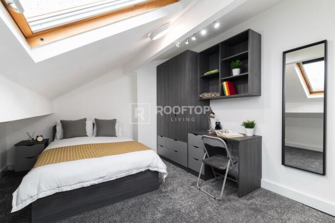 2 bed House to rent Image 12