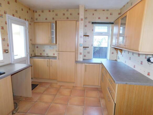 Kitchen 1
