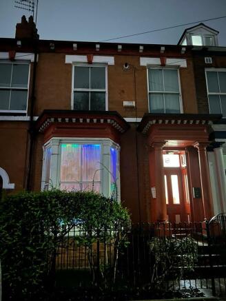 3 bed Block of Apartments for sale Image 10