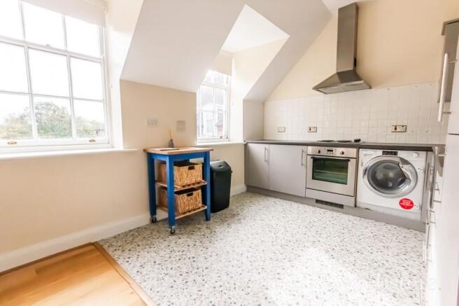 Lounge / Kitchen