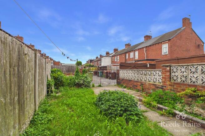 3 bed Terraced for sale Image 6