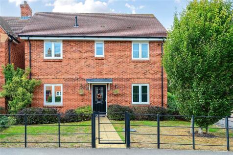 Hammersley Drive, Ash, Guildford, Surrey, GU12