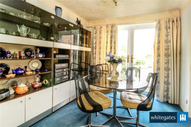 Lounge/Dinning Area