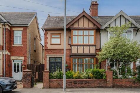 Llantarnam Road, Cwmbran, NP44